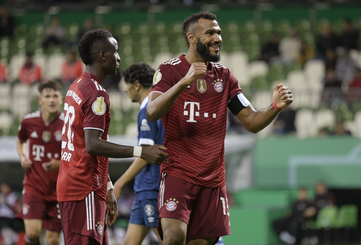 Choupo-Moting ghi 4 bàn thắng vào lưới Bremer SV