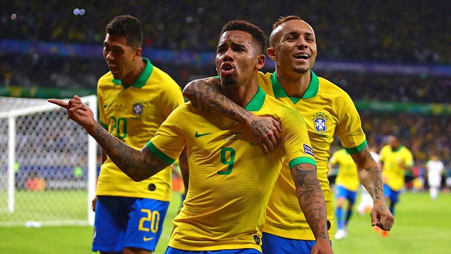 Brazil thắng áp đảo Peru với tỷ số 4-0 ở vòng bảng