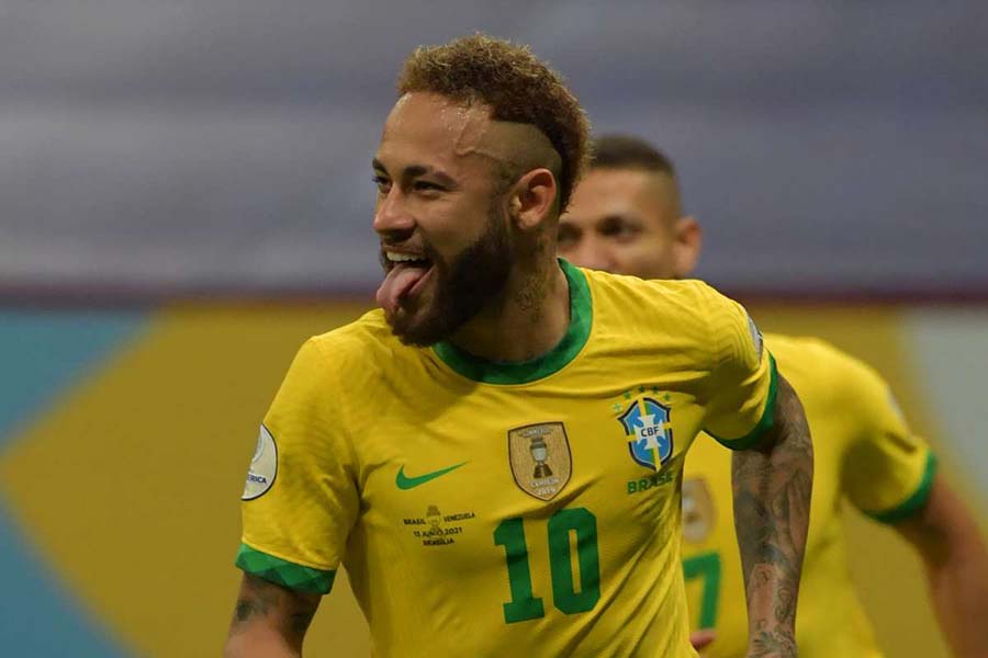 Phần lớn các cơ hội vẫn chỉ trông đợi ở Neymar