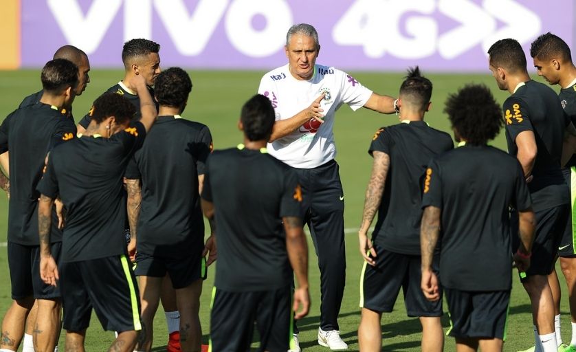 Huấn luyện viên Tite không làm nên lịch sử cho Brazil 