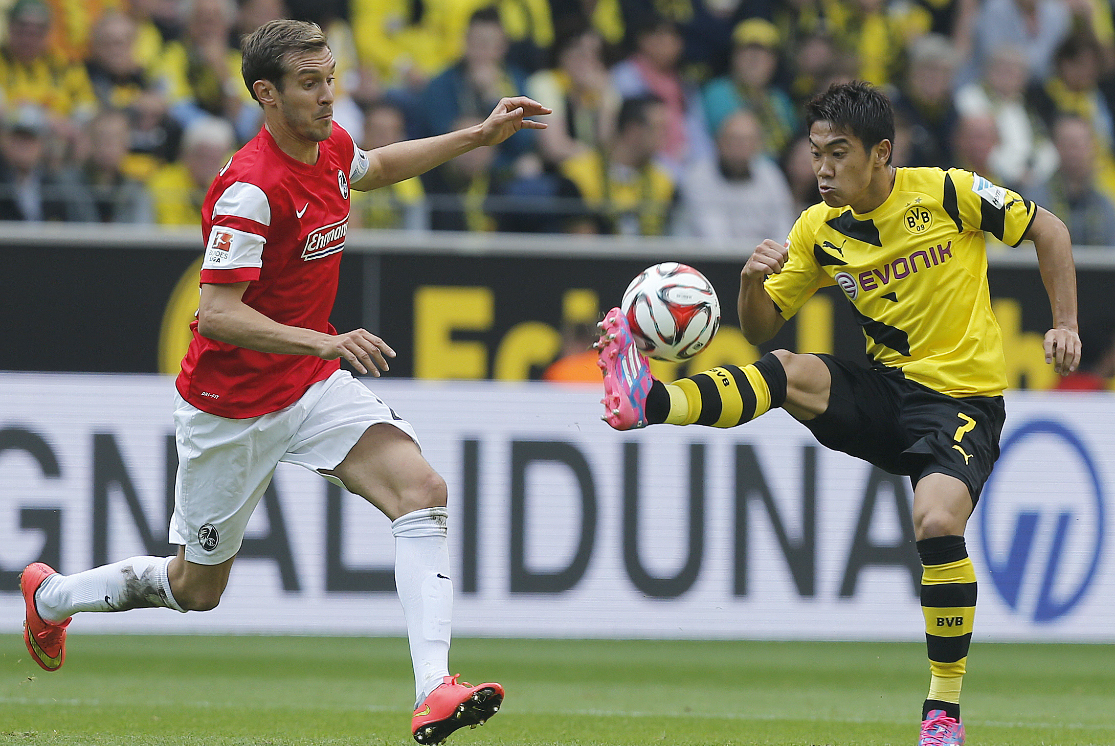 Freiburg 2-1 Dortmund: Haaland bất lực, Dortmund trắng tay