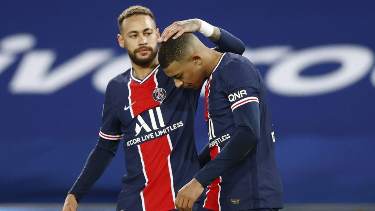 Neymar: 'Kylian Mbappe là cậu bé vàng của Paris Saint-Germain'