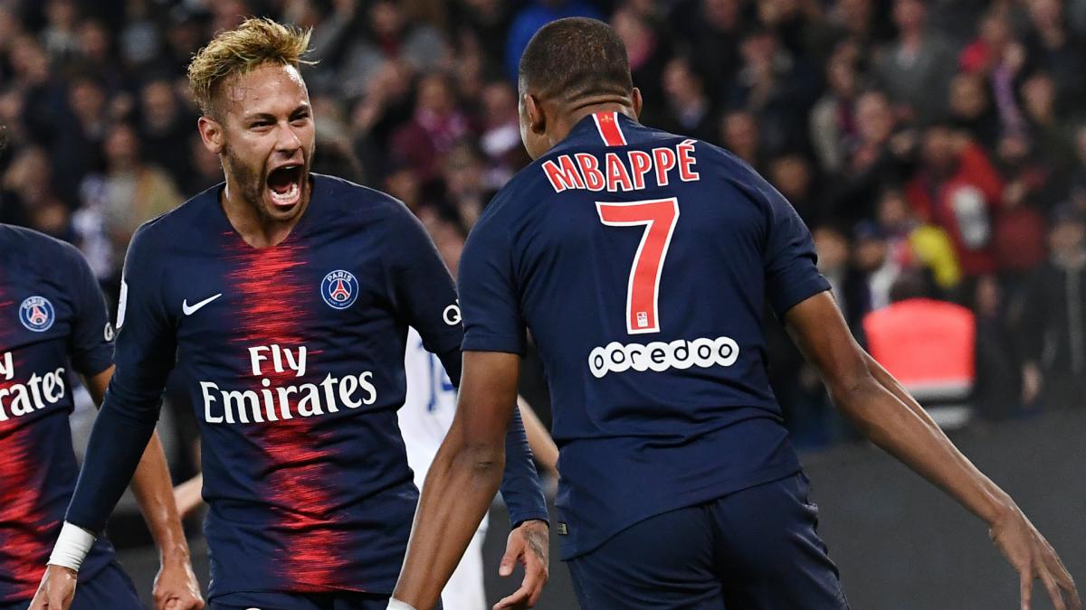 Tình anh em của Neymar và Mbappe