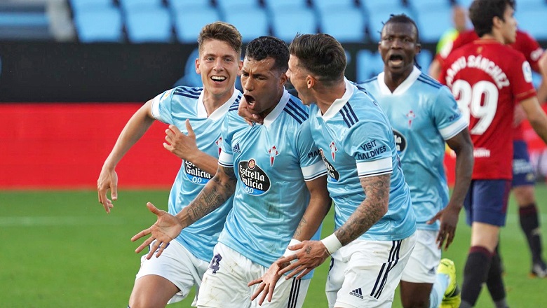 Osasuna chiến đấu với Celta Vigo ngay trên sân nhà